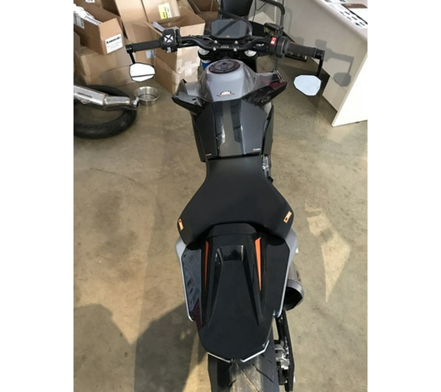 2019 KTM Duke 790