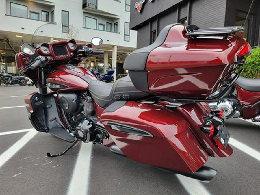 2024 Indian Motorcycle Roadmaster® Dark Horse® with PowerBand Audio Package