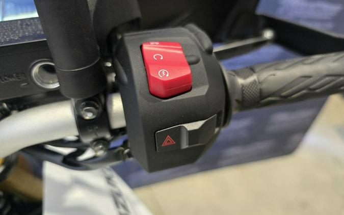 2026 Suzuki V-Strom 800DE