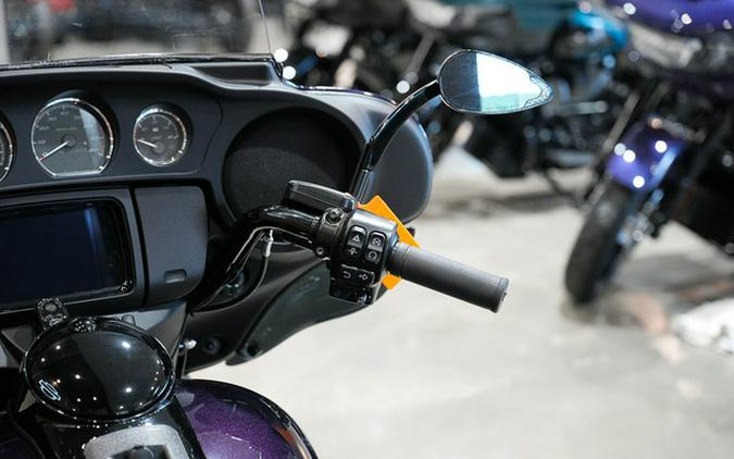 2025 Harley-Davidson FLHTCUTG - Tri Glide Ultra