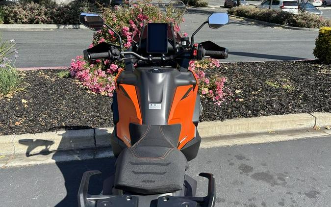 2027 KTM 1390 Super Adventure S EVO