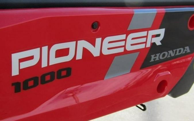 2023 Honda® Pioneer 1000-6 Deluxe Crew