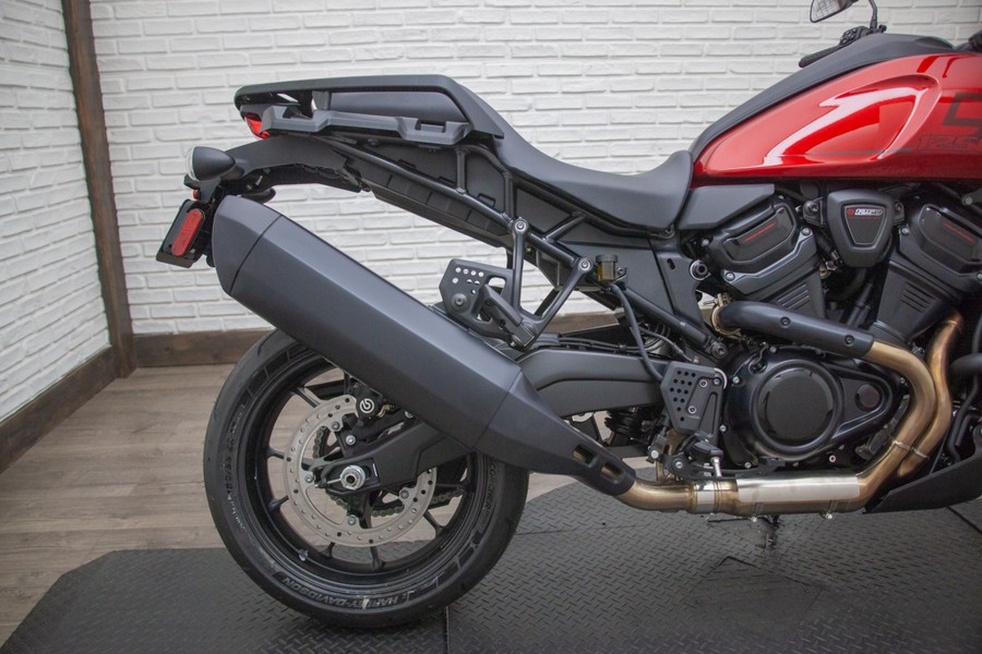 2025 Harley-Davidson® Pan America® 1250 ST