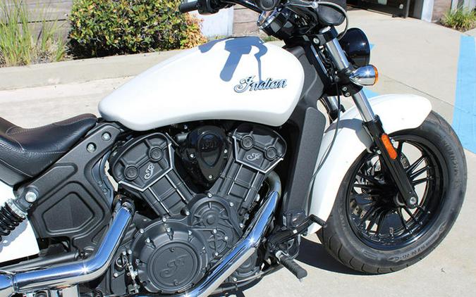 2019 Indian Motorcycle® Scout® Sixty ABS White Smoke