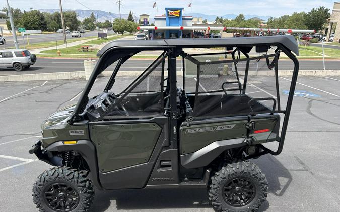 2026 Honda Pioneer 1000-5 Deluxe