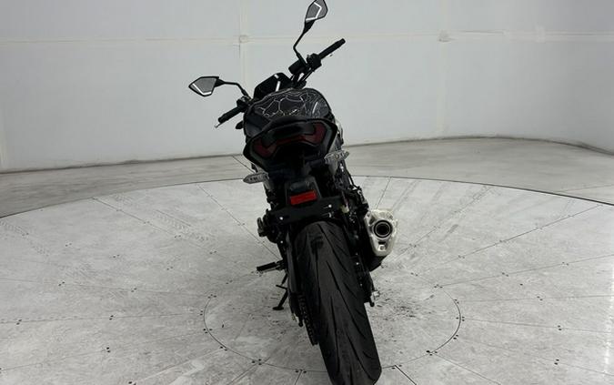 2025 Kawasaki ZR900SSFAN