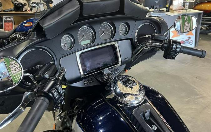 2019 Harley-Davidson® FLHTCUTG - Tri Glide® Ultra