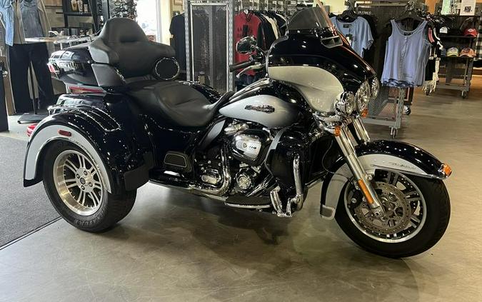 2019 Harley-Davidson® FLHTCUTG - Tri Glide® Ultra