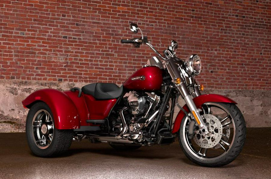 2016 Harley-Davidson® FLRT Freewheeler