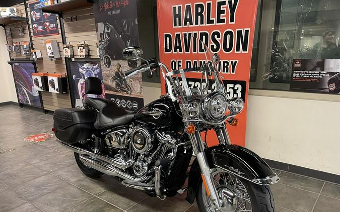 2020 Harley-Davidson® FLHC - Softail® Heritage Classic