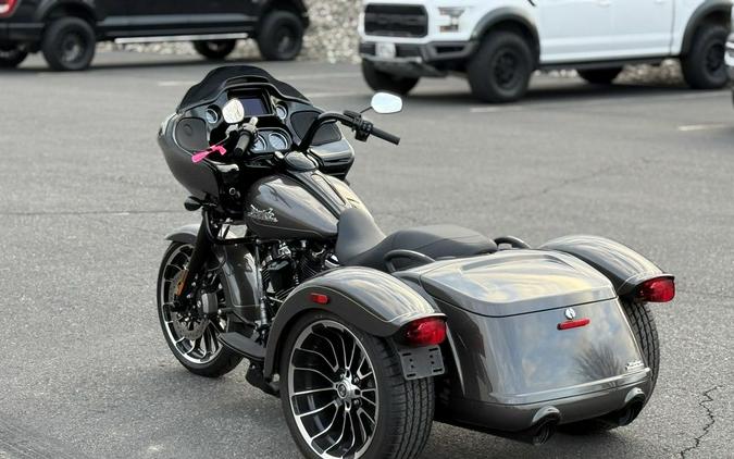 2023 Harley-Davidson® FLTRT - Road Glide® 3
