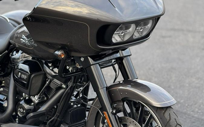 2023 Harley-Davidson® FLTRT - Road Glide® 3