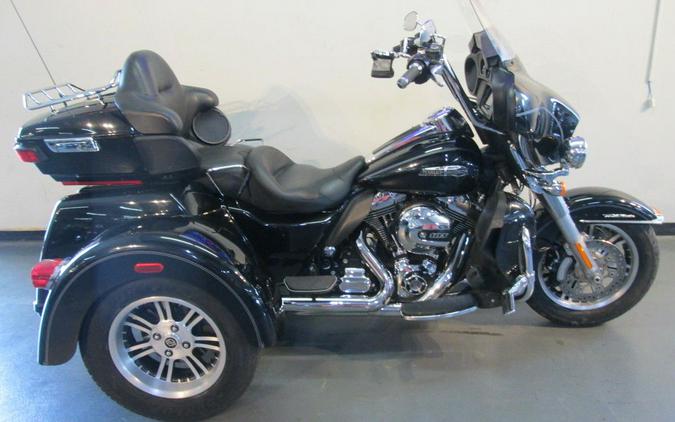 2015 Harley-Davidson® FLHTCUTG - Tri-Glide® Ultra