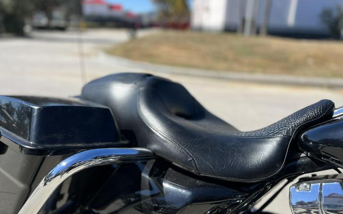 2011 HARLEY Street Glide Base