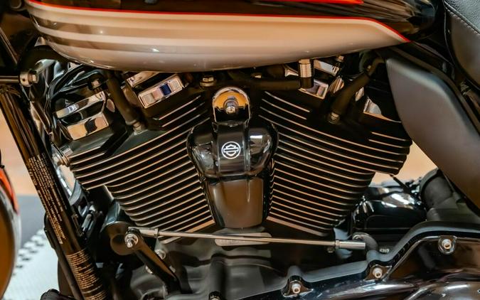 2018 Harley-Davidson Street Glide Special Grand American Touring FLHXS