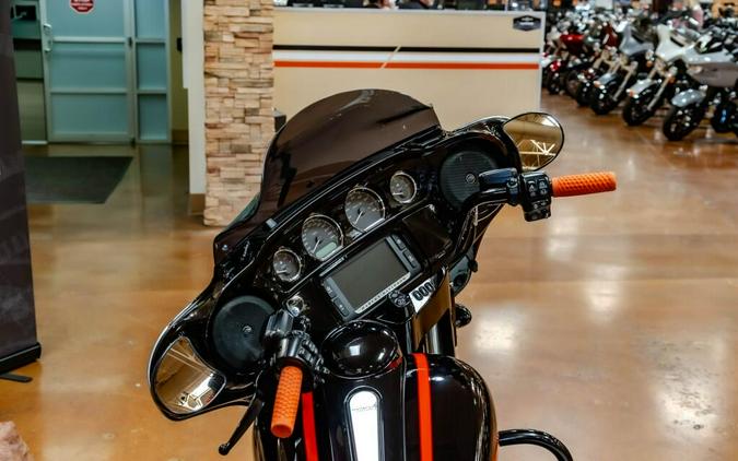 2018 Harley-Davidson Street Glide Special Grand American Touring FLHXS