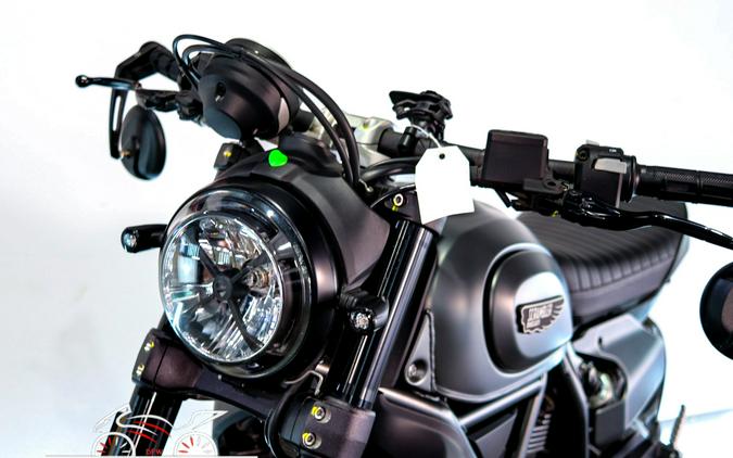 2022 DUCATI SCRAMBLER NIGHT SHIFT