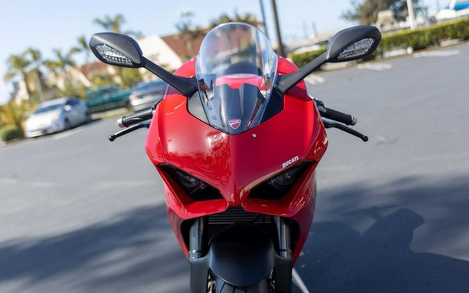 2024 Ducati Panigale V2 Red