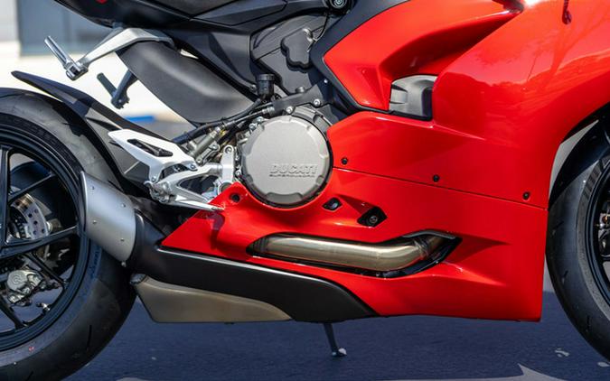 2024 Ducati Panigale V2 Red