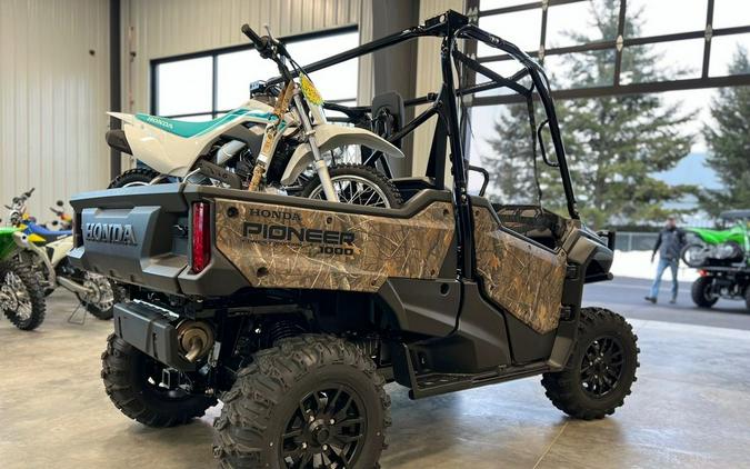 2023 Honda Pioneer 1000 Forest