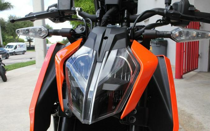 2024 KTM 250 Duke