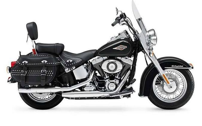 2014 HARLEY-DAVIDSON FLSTC HERITAGE CLASSIC in Midnight Pearl