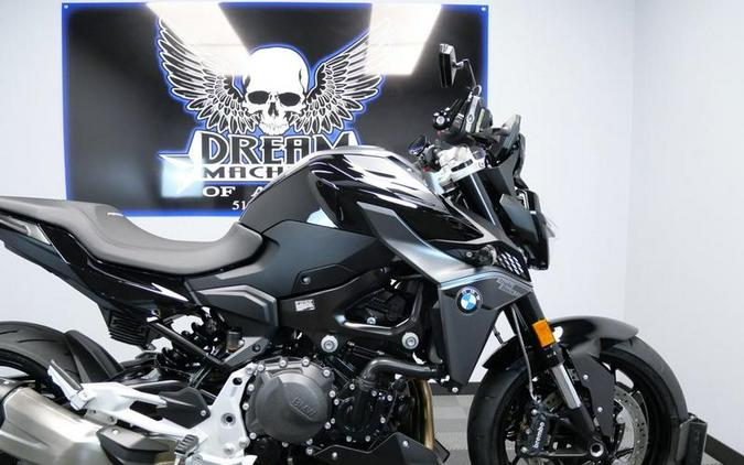 2024 BMW F 900 R Triple black