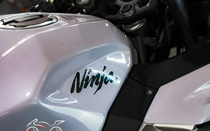 2023 KAWASAKI NINJA 400 ABS