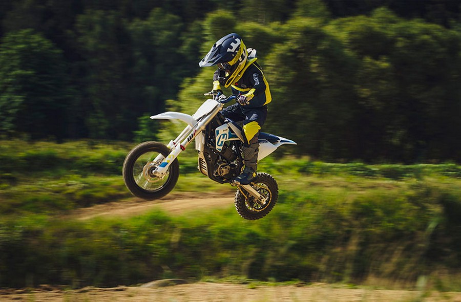 2023 Husqvarna EE 5