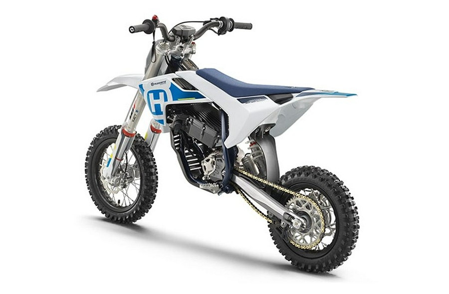 2023 Husqvarna EE 5