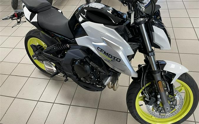 2022 CFMOTO 650NK