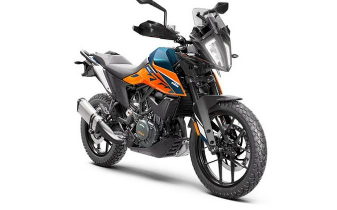 2022 KTM Adventure 390