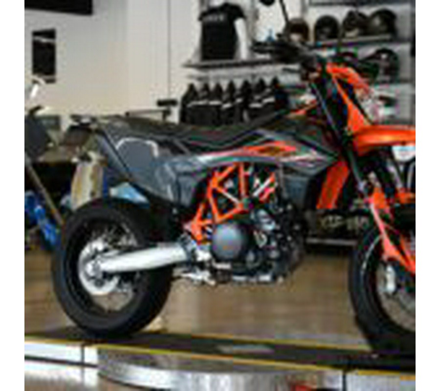 2021 KTM 690 SMC R