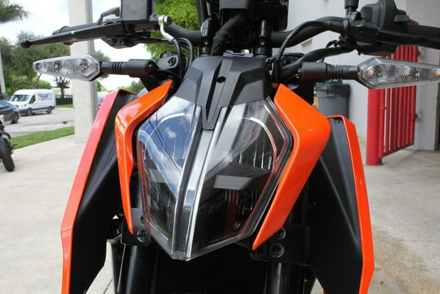 2024 KTM 250 Duke