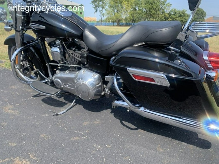 2012 Harley-Davidson® FLD - Dyna® Switchback™