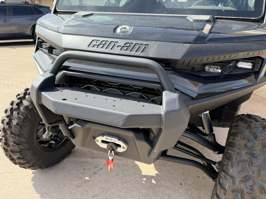 2026 CAN-AM DEFENDER MAX XT CAB HD11