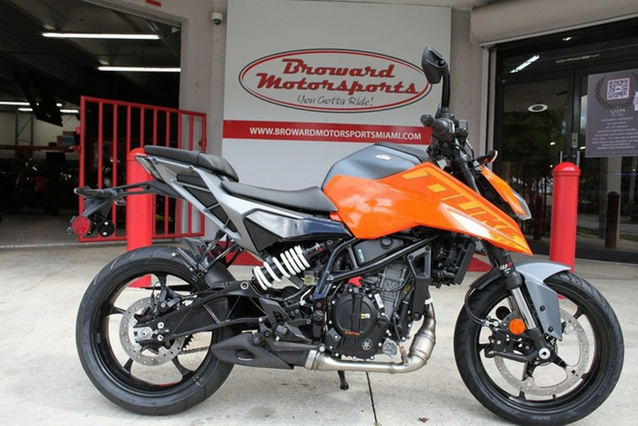 2024 KTM 250 Duke