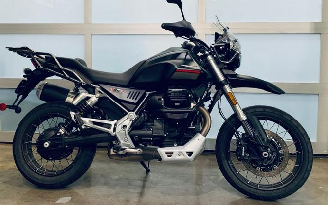 2021 Moto Guzzi V85 TT First Look Preview