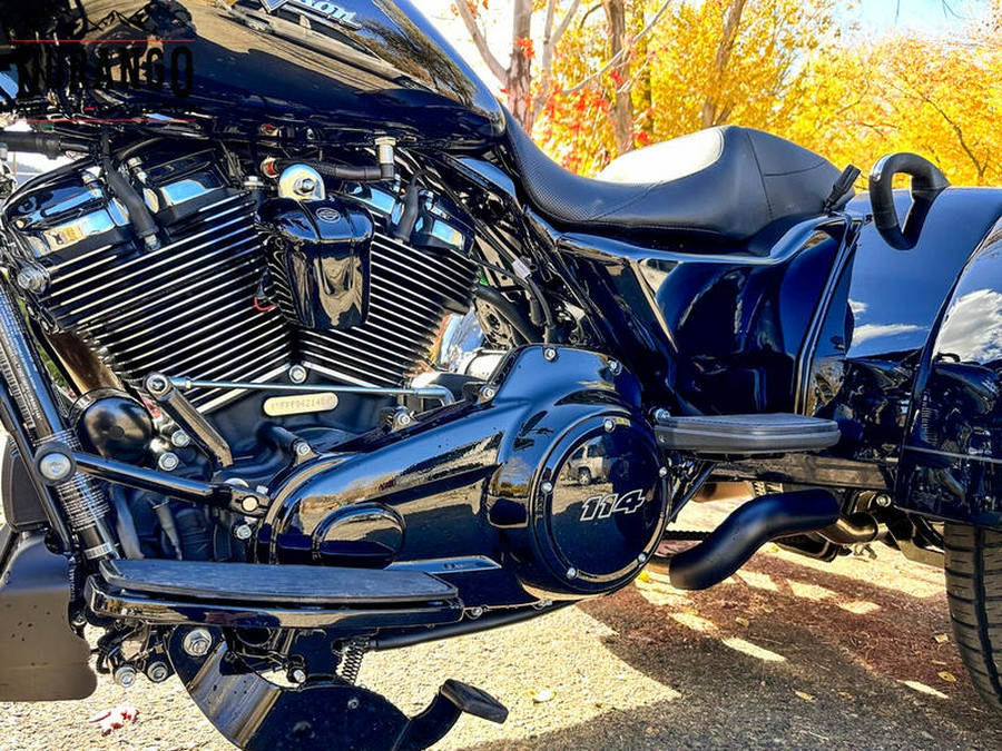 2023 Harley-Davidson® FLTRT - Road Glide® 3