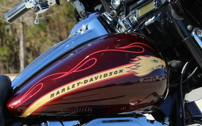 2010 Harley-Davidson® FLHXSE - CVO™ Street Glide®