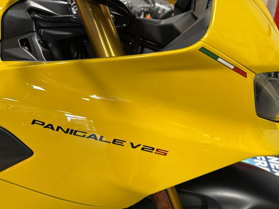 New 2027 Ducati PANIGALE V2 S