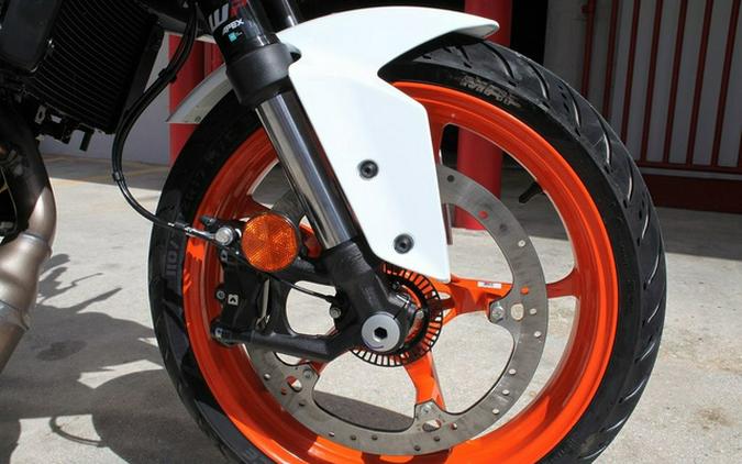 2024 KTM 250 Duke