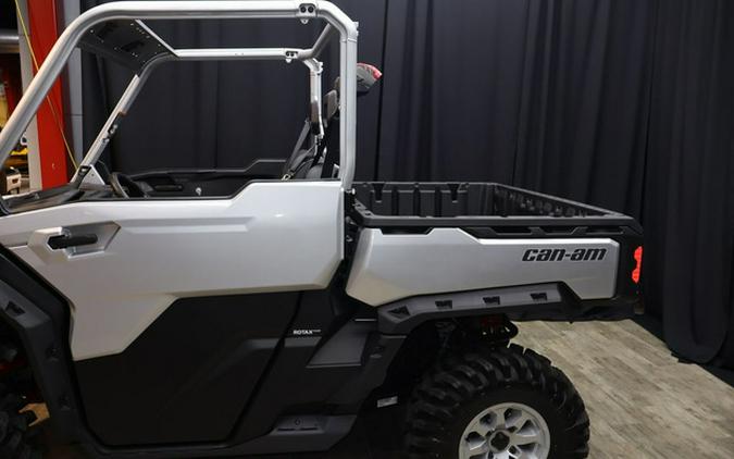 2025 Can-Am Defender X mr with Half-Doors HD10 Wildland Camo