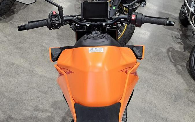 2024 KTM 990 Duke