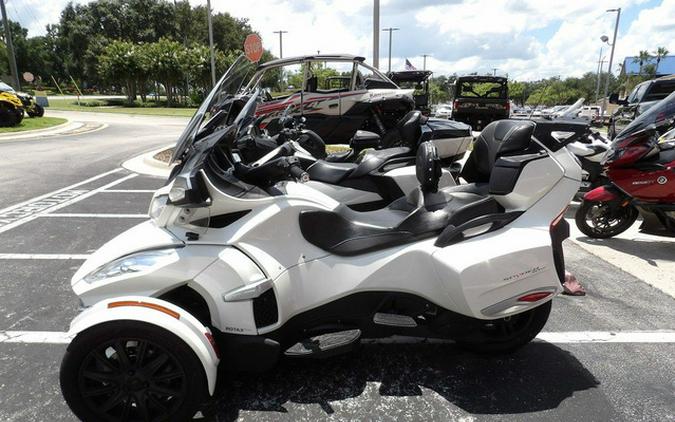 2016 Can-Am Spyder RT-S 6-Speed Semi-Automatic (SE6)