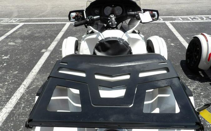 2016 Can-Am Spyder RT-S 6-Speed Semi-Automatic (SE6)