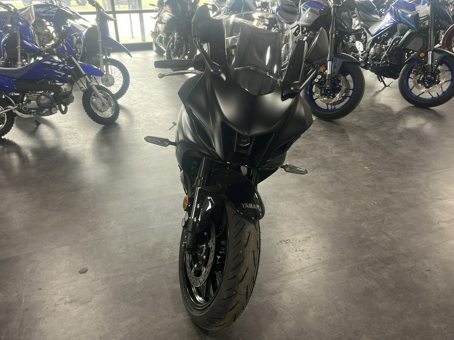 2025 Yamaha YZF-R7