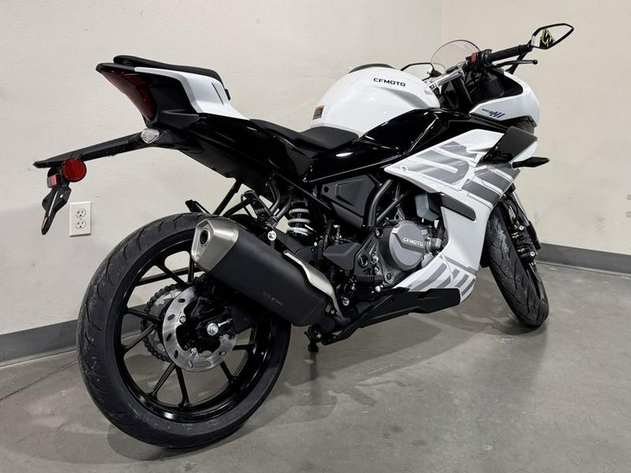 2026 CFMOTO 300SS