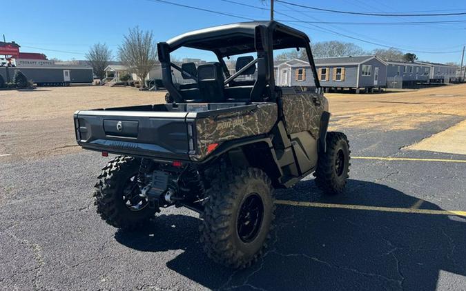 2026 Can-Am Defender X Mr HD11 With Half-Doors Dark Wildland C