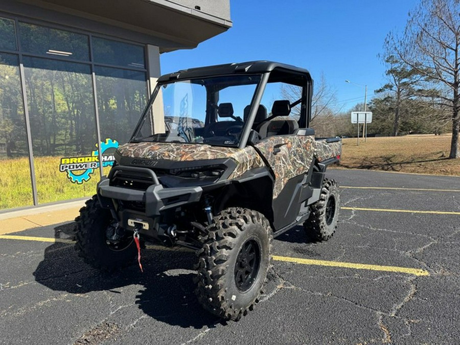 2026 Can-Am Defender X Mr HD11 With Half-Doors Dark Wildland C
